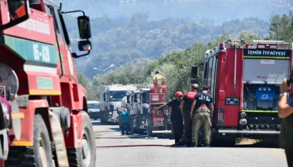 İzmir İtfaiyesi alevlere karşı nöbette