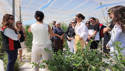 İzmir Tire’de Berry Hill Çiftliği’ne teknik gezi