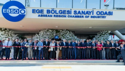 İzmir’de EBSO’nun yeni hizmet binası açıldı