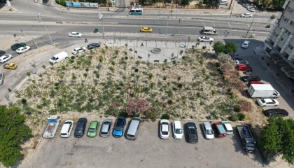 İzmir’de eski benzinlik yeşile dönüştü