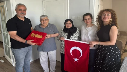 İzmit Belediyesi gazileri yalnız bırakmıyor