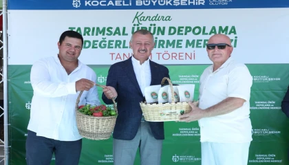 Kandıralı çiftçinin deposu Kocaeli Büyükşehir’den