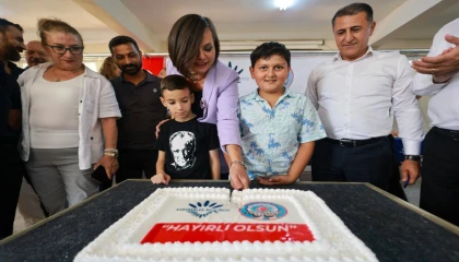 Karabağlar’da toplu sözleşme sevinci