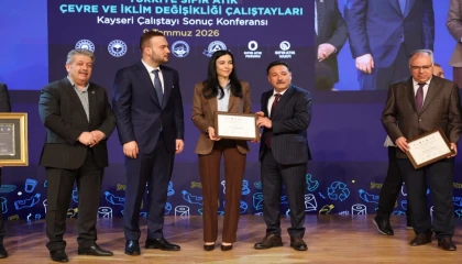 Kayseri Büyükşehir’e ’sıfır atık’ plaketi