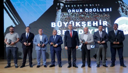 Kayseri Büyükşehir’e turizmde 3 ödül birden