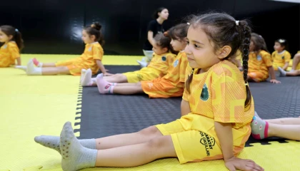 Konya Karatay’da yaz spor okulları açıldı