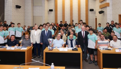 Konya’da Başkan Pekyatırmacı’dan şampiyon sporculara tebrik