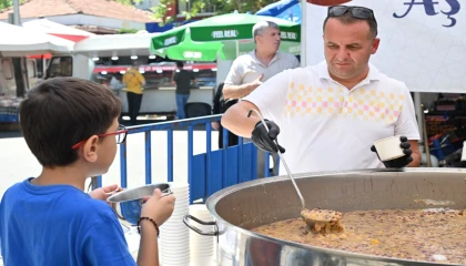 Manisa’da Muharrem ayının bereketi aşure ikramlarıyla yaşatılıyor