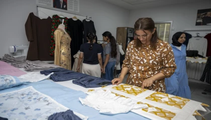 Mersin’de kadın kursiyerlerden el emeği sergisi