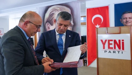 Özgür Özel, YENİ Parti’nin Genel Başkanı seçildi
