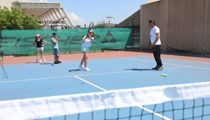 Sakarya’da Yaz Tenis Kursu’na yoğun ilgi