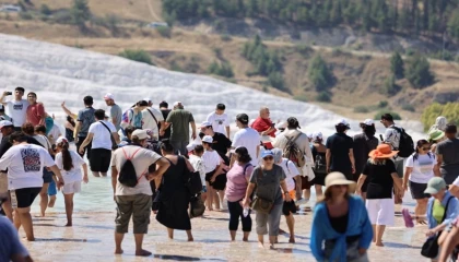 Satranç sporcuları Pamukkale ve Hierapolis’i keşfetti
