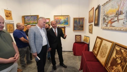 Yüksel Kılıçoğlu’nun kişisel sergisi İnegöl Kent Müzesi’nde açıldı